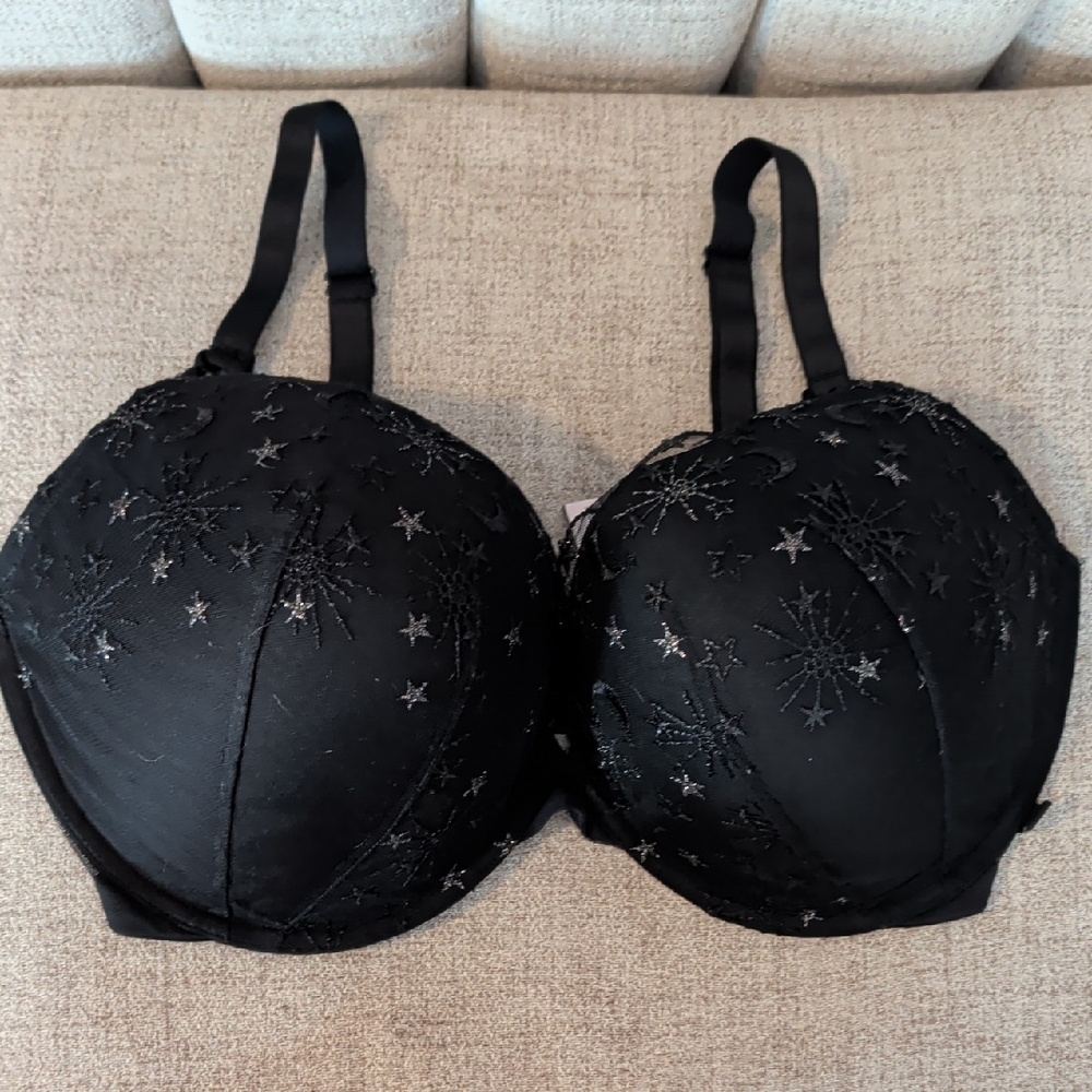 Victoria's Secret Black Embroidered Star Padded Bra